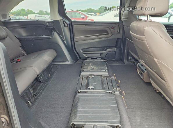 5FNRL6H93JB042041 2018 HONDA ODYSSEY Серый Вид задней части салона