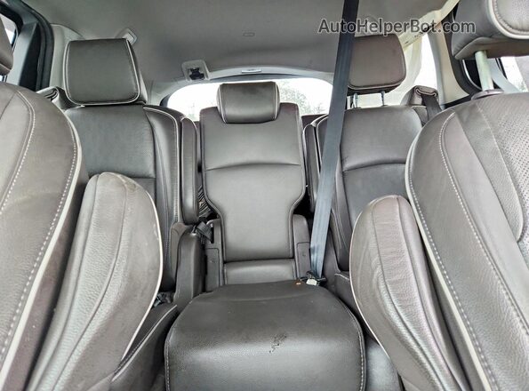 5FNRL6H93NB008221 2022 HONDA ODYSSEY Silver Вид задніх сидінь
