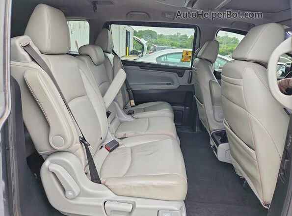 5FNRL6H94KB112017 2019 HONDA ODYSSEY Silver Rear interior view