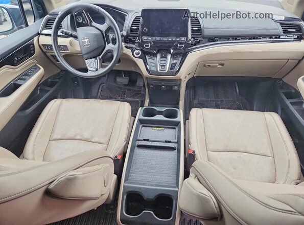 5FNRL6H97PB067503 2023 HONDA ODYSSEY Белый Вид панели приборов