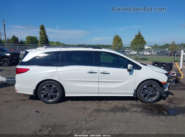 5FNRL6H98PB002482 2023 HONDA ODYSSEY White 360 interior view