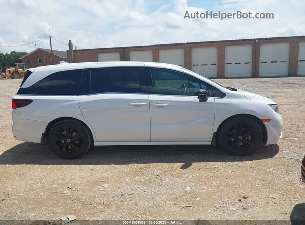5FNRL6H98PB047194 2023 HONDA ODYSSEY White უკანა სალონის ხედი