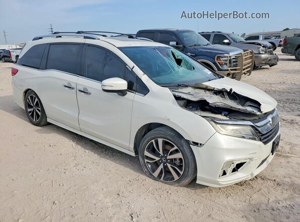 5FNRL6H9XJB065266 2018 HONDA ODYSSEY Белый Вид сзади