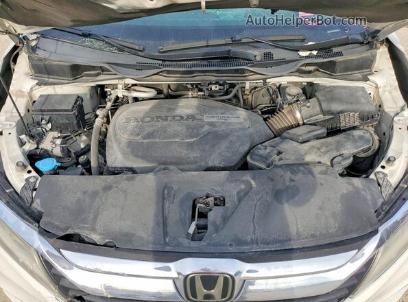 5FNRL6H9XJB065266 2018 HONDA ODYSSEY Белый 