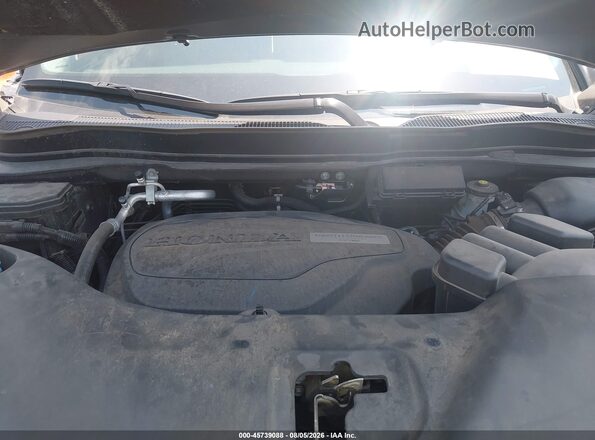 5FNYF5H15JB021490 2018 HONDA PILOT Серый Вид сзади