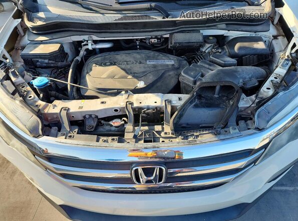 5FNYF5H16JB010773 2018 HONDA PILOT White Вид підкапотного простору