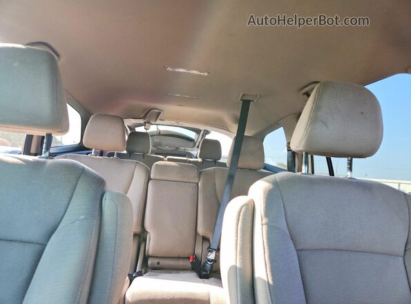 5FNYF5H16JB010773 2018 HONDA PILOT White Вид задніх сидінь