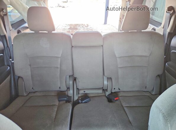 5FNYF5H31MB012596 2021 HONDA PILOT White Հետևի նստատեղերի տեսք