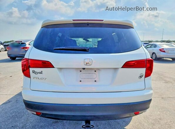 5FNYF5H33JB032781 2018 HONDA PILOT White უკანა ხედი