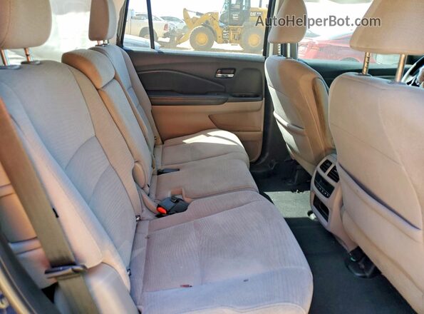 5FNYF5H45JB000360 2018 HONDA PILOT Blue Rear interior view
