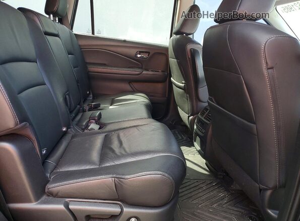 5FNYF5H52NB010567 2022 HONDA PILOT Gray Widok wnętrza z tyłu