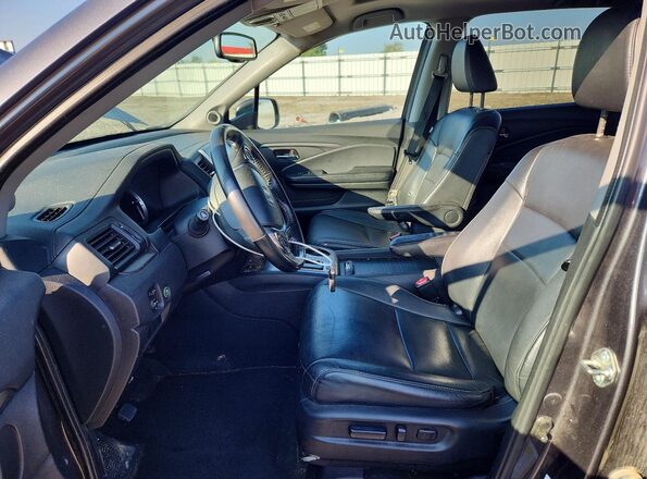 5FNYF5H56JB019461 2018 HONDA PILOT Gray Widok wnętrza z przodu