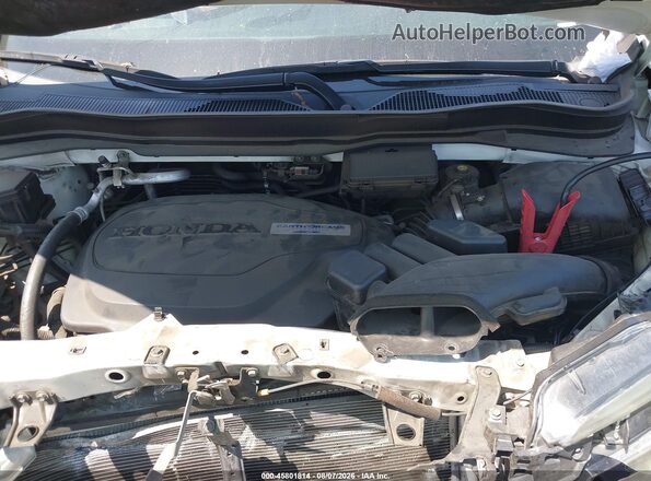 5FNYF5H59JB031071 2018 HONDA PILOT White Widok z tyłu