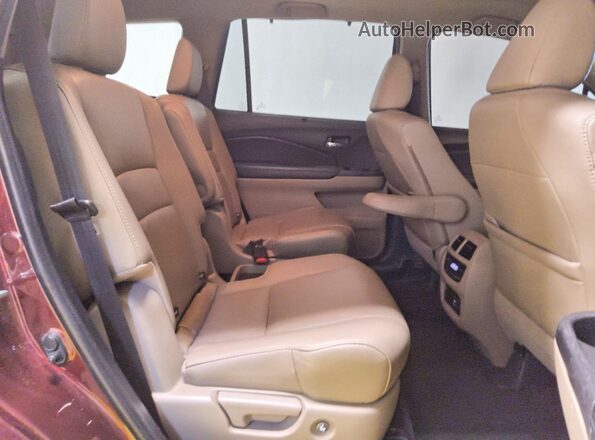 5FNYF5H60KB026898 2019 HONDA PILOT Burgundy Widok wnętrza z tyłu