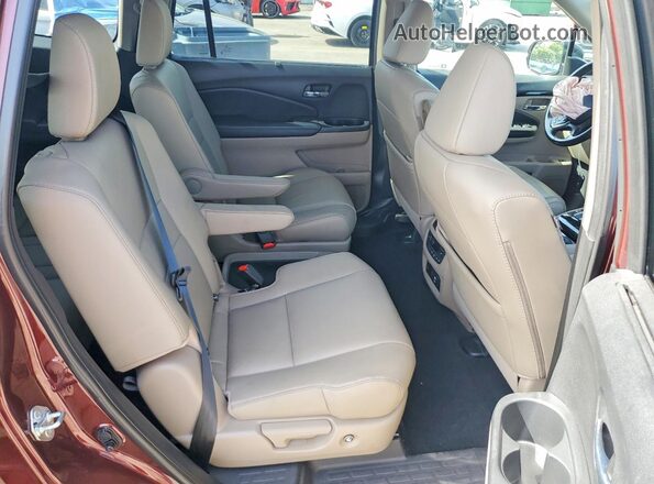5FNYF5H68KB001358 2019 HONDA PILOT Burgundy Vista interior trasera