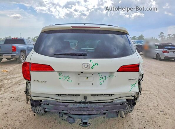 5FNYF5H92HB003691 2017 HONDA PILOT White Rear view