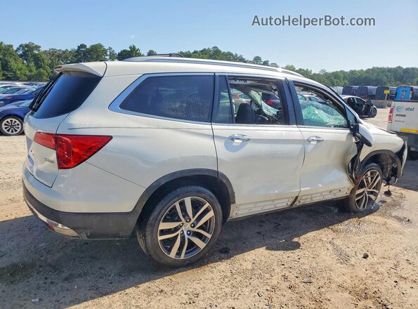 5FNYF5H92JB003003 2018 HONDA PILOT White Задня права чверть
