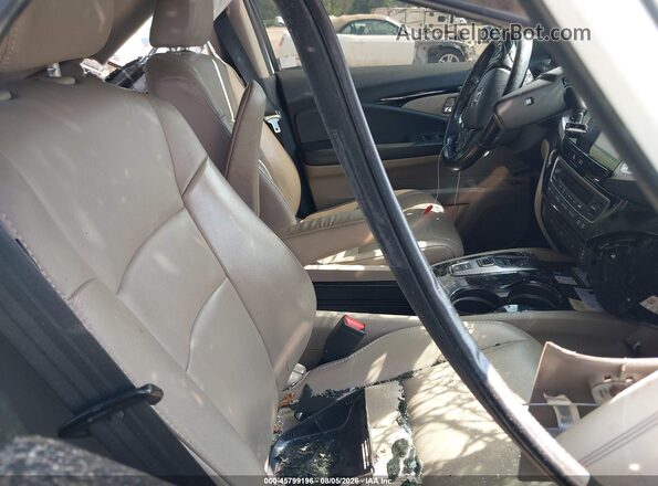 5FNYF5H93HB001139 2017 HONDA PILOT White Vista interior delantera