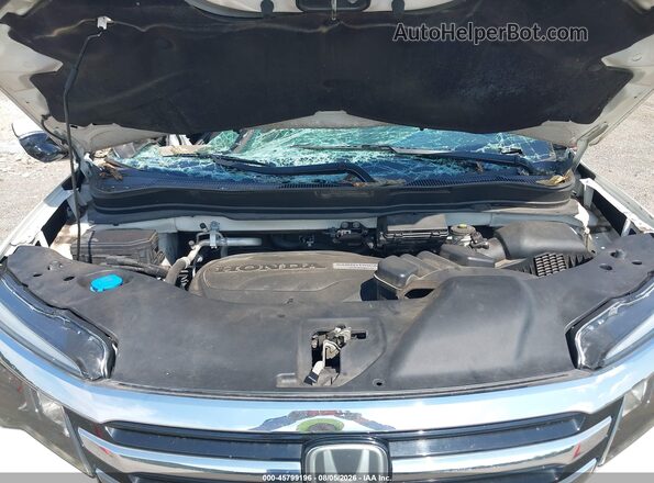 5FNYF5H93HB001139 2017 HONDA PILOT White Vista trasera