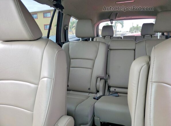 5FNYF5H93JB014365 2018 HONDA PILOT Коричневый Вид задних сидений