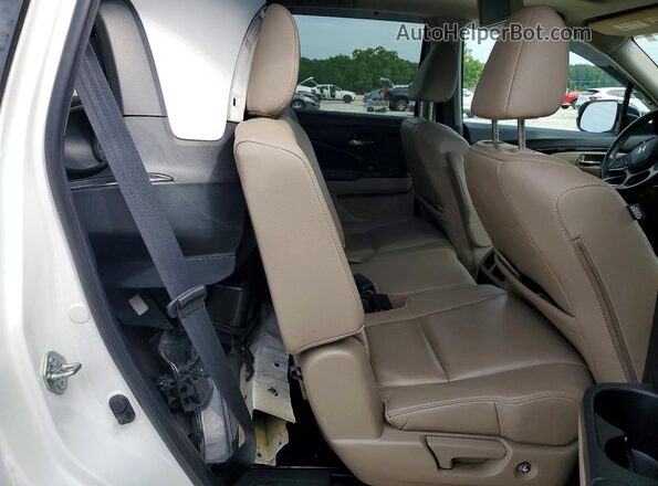 5FNYF5H96LB026027 2020 HONDA PILOT White უკანა სალონის ხედი