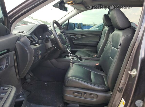 5FNYF5H97KB043174 2019 HONDA PILOT Gray Widok wnętrza z przodu