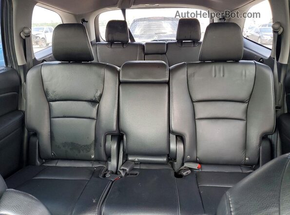 5FNYF5H97KB043174 2019 HONDA PILOT Gray Widok tylnych siedzeń