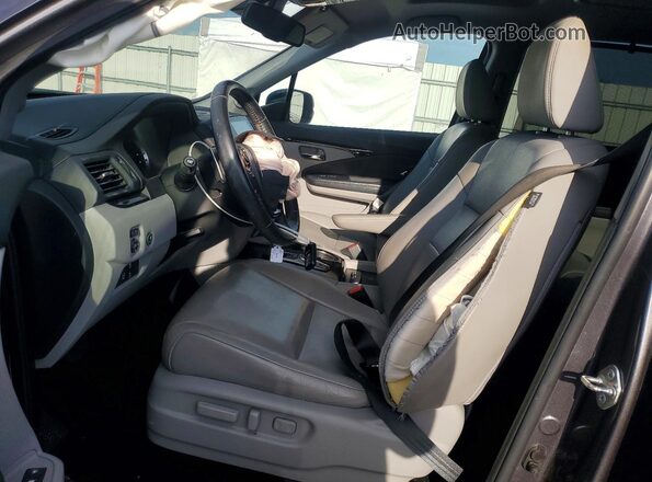 5FNYF5H98HB043368 2017 HONDA PILOT Charcoal Widok wnętrza z przodu
