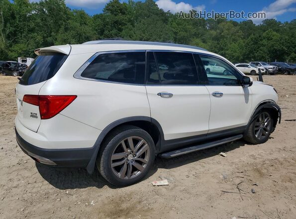5FNYF6H03HB019437 2017 HONDA PILOT White Rear right