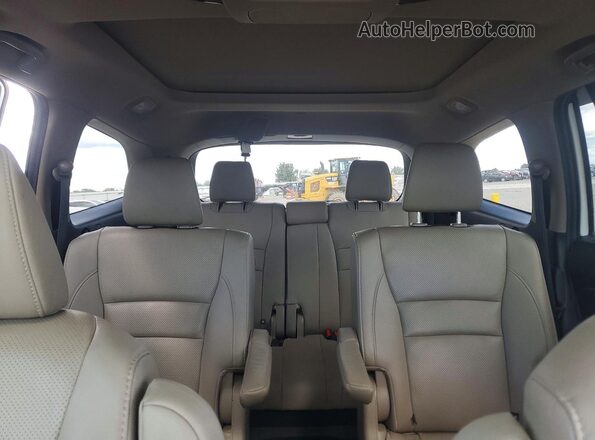 5FNYF6H07MB001341 2021 HONDA PILOT White Widok tylnych siedzeń