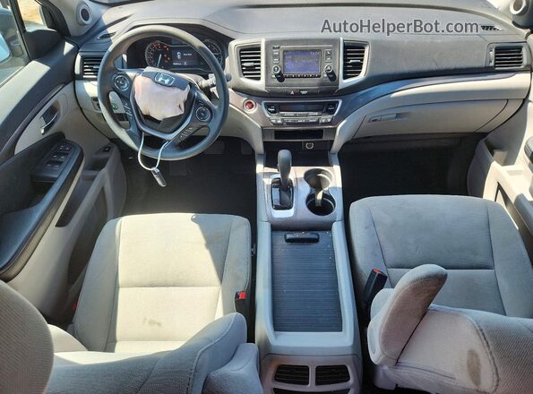 5FNYF6H10HB030579 2017 HONDA PILOT Blue Вид панелі приладів