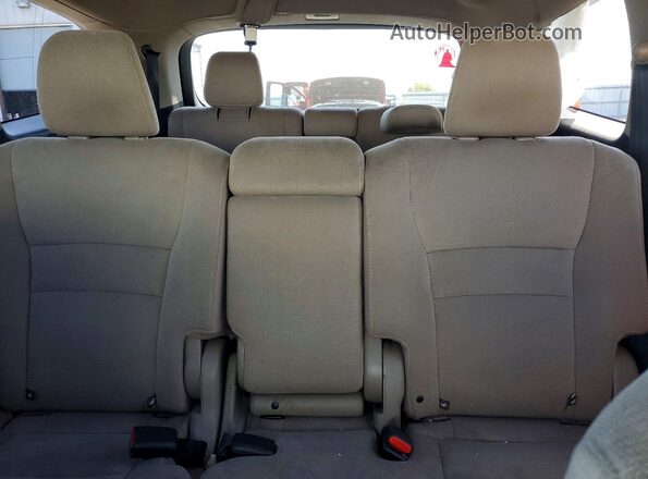 5FNYF6H14HB077940 2017 HONDA PILOT Белый Вид задних сидений