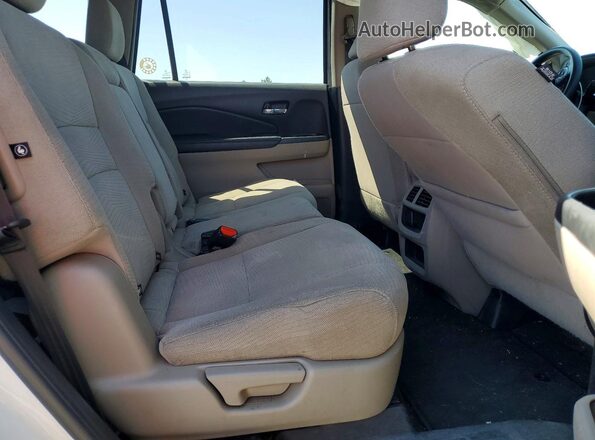 5FNYF6H14HB077940 2017 HONDA PILOT Белый Вид задней части салона