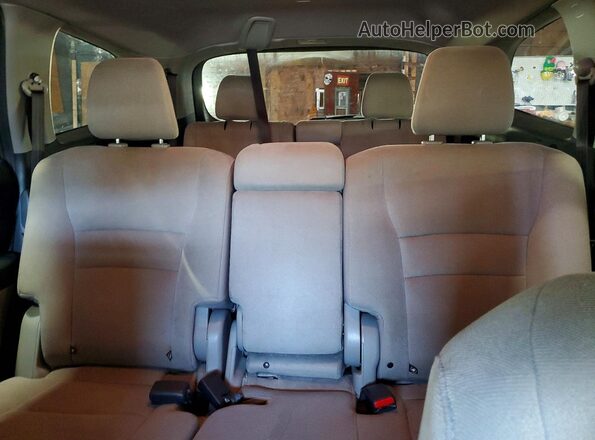 5FNYF6H32MB043474 2021 HONDA PILOT Silver Widok tylnych siedzeń
