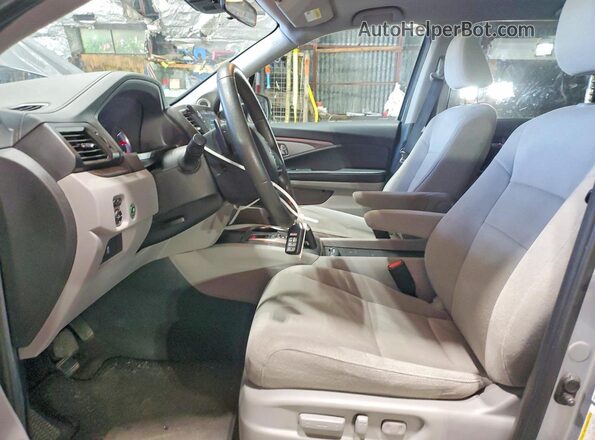 5FNYF6H32MB043474 2021 HONDA PILOT Silver Widok wnętrza z przodu