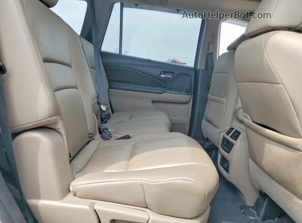 5FNYF6H41KB023710 2019 HONDA PILOT White უკანა სალონის ხედი