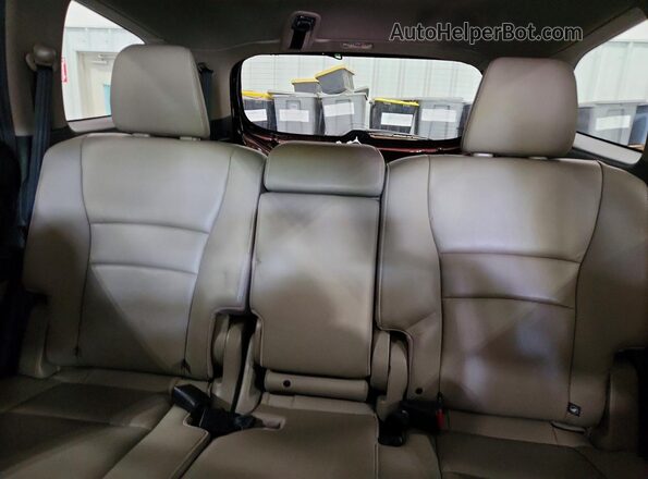 5FNYF6H46KB029003 2019 HONDA PILOT Maroon Widok tylnych siedzeń
