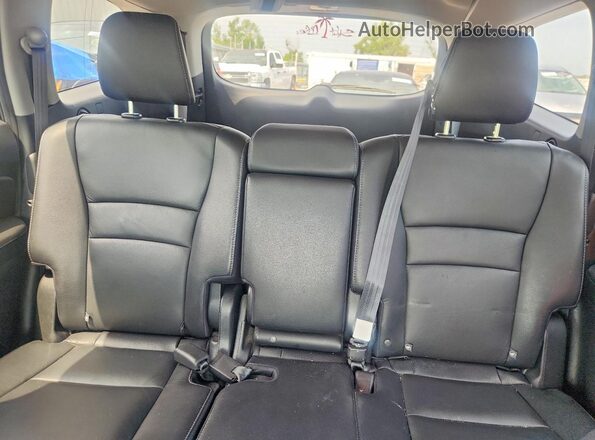 5FNYF6H51HB083892 2017 HONDA PILOT Black Вид задніх сидінь