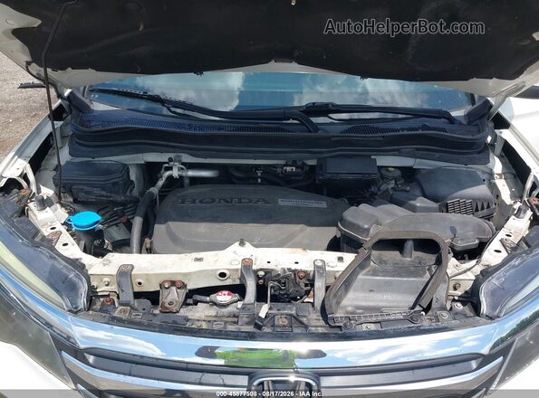 5FNYF6H52HB036581 2017 HONDA PILOT White Widok z tyłu