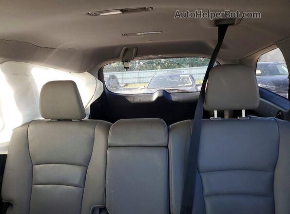 5FNYF6H53GB095346 2016 HONDA PILOT Black Rear seats view