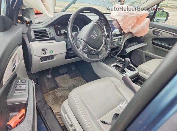 5FNYF6H53HB039697 2017 HONDA PILOT Синий Вид панели приборов
