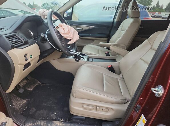 5FNYF6H53JB071801 2018 HONDA PILOT Maroon Вид салону спереду