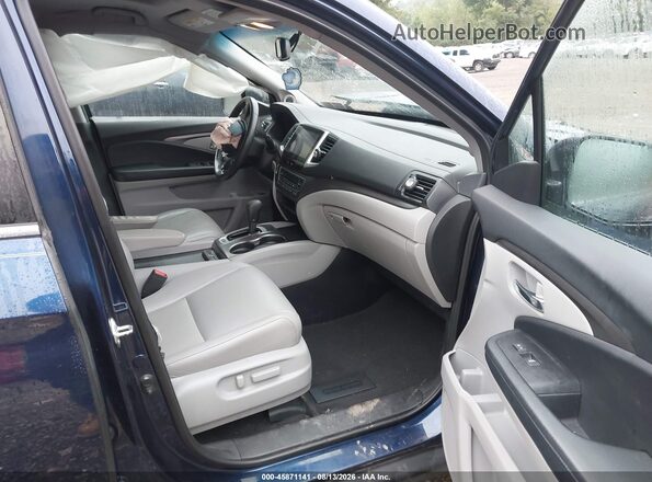5FNYF6H54HB071106 2017 HONDA PILOT Blue Vista interior delantera