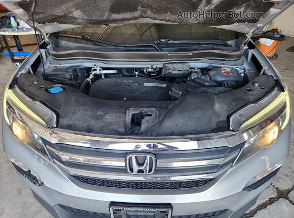 5FNYF6H55JB019800 2018 HONDA PILOT Silver ძრავის განყოფილების ხედი