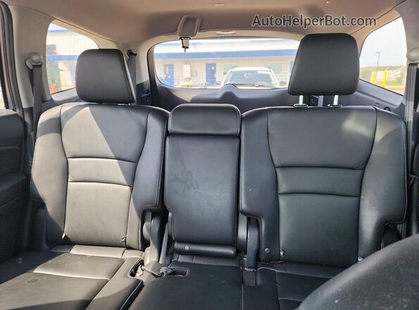 5FNYF6H56GB093283 2016 HONDA PILOT Silver Rear seats view