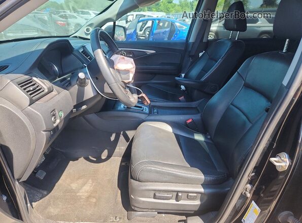 5FNYF6H56KB072846 2019 HONDA PILOT Black Front interior view