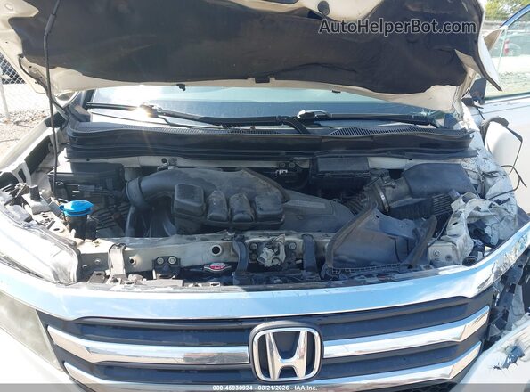 5FNYF6H57GB096970 2016 HONDA PILOT Белый Вид сзади