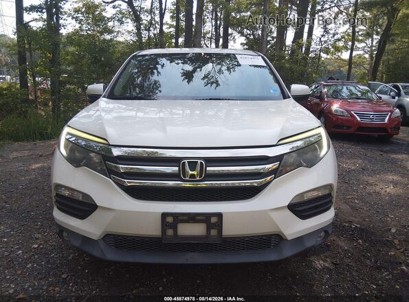 5FNYF6H59HB004615 2017 HONDA PILOT White Widok zestawu wskaźników
