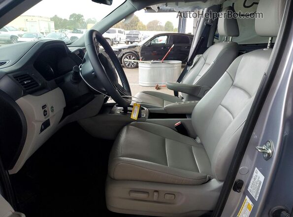 5FNYF6H59LB062023 2020 HONDA PILOT Gray Widok wnętrza z przodu