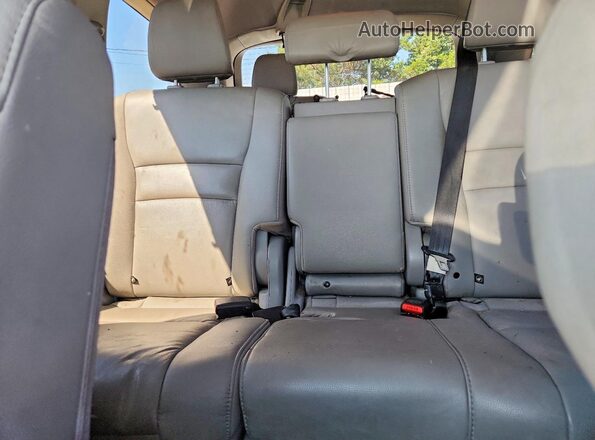 5FNYF6H59MB083438 2021 HONDA PILOT Silver Vista de los asientos traseros